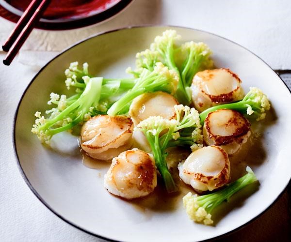 Scallops stuffed with prawn mousse