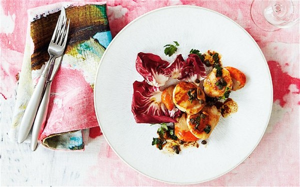Scallops with anchovy and caper dressing