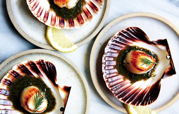 Scallops with nori brown butter and dill