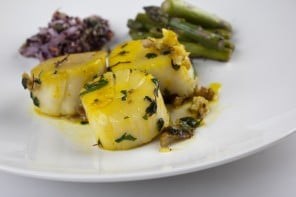 Scallops with pancetta and saffron