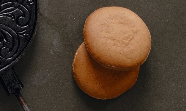 Scanian thick and chewy gingersnaps (Skåne pepparkaka)