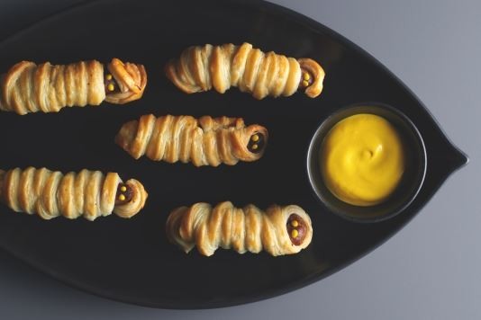 Scary 'mummy' sausage rolls