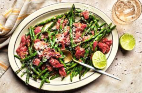 Scorched green beans with roasted tomato vinaigrette and lime
