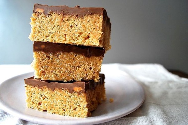 Scotcheroos (Rice Krispie treats with peanut butter and chocolate)
