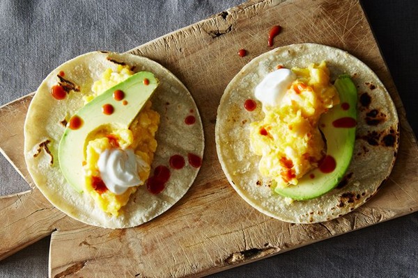 Scrambled egg tacos with avocado