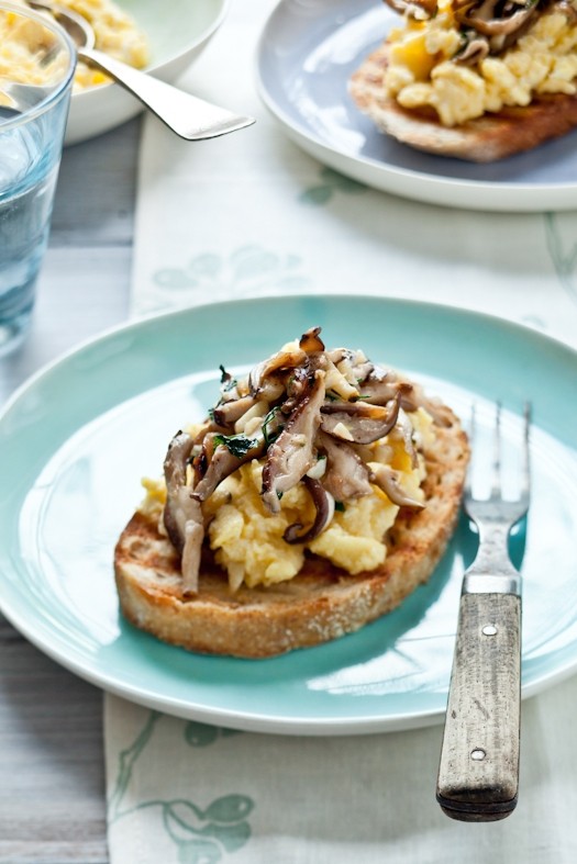 Scrambled egg tartines with parsley & garlic mushrooms