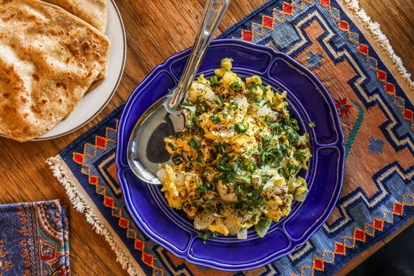 Scrambled eggs with cumin and fragrant herbs (Ande ki bhurji)