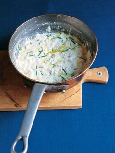Scrambled eggs with smoked haddock (Oeufs brouillés au haddock)