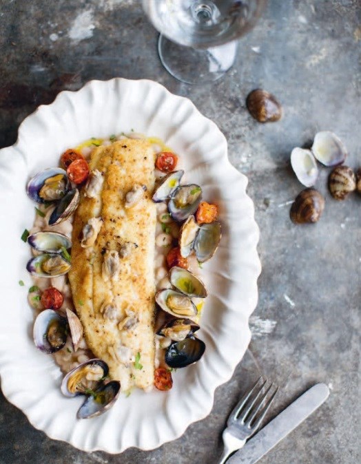 Sea bass and clams on Lamon beans (Branzino con vongole e fagioli di Lamon)