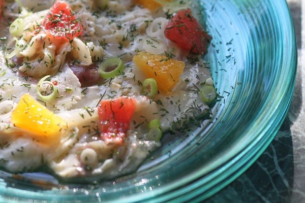 Sea bass carpaccio (Lavraki carpaccio)
