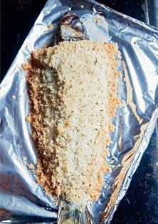 Sea bass in a salt crust (Bar en croûte de sel)