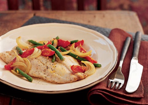 Sea bass with roasted tomatoes and green beans