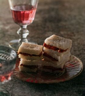 Sea urchin sandwiches