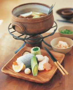 Seafood, chicken and vegetable hotpot (Yose nabe)