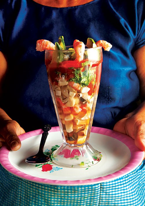 Seafood cocktail (Cóctel de mariscos)