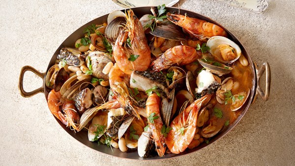 Seafood in fennel broth