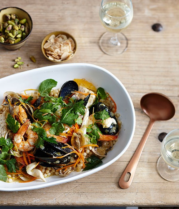 Seafood khoresh