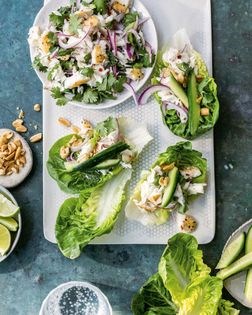 Seafood larb