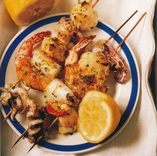 Seafood on a skewer (Uccelletti di mare allo spiedo)