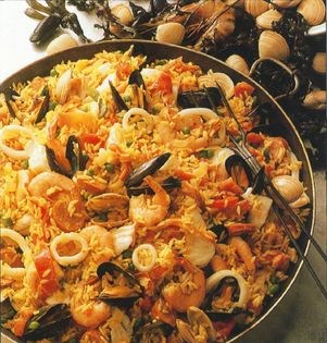 Seafood paella