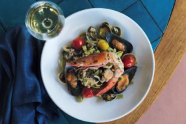 Seafood pasta (Scialatielli ai frutti di mare)