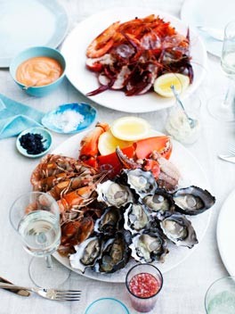 Seafood platter with three sauces