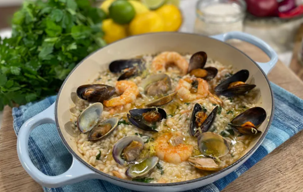 Seafood risotto (Risotto ai frutti di mare con scorzetta di limone)