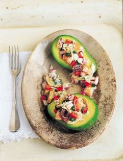 Seafood salad in avocado halves (Ensalada de mariscos "Rafapar")