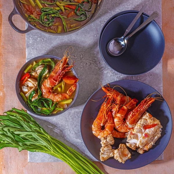 Seafood sinigang
