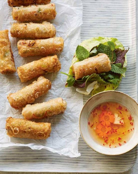 Seafood spring rolls (Chả giò hải sản)