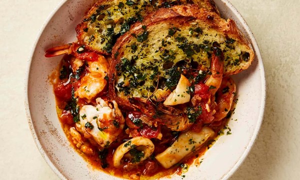 Seafood stew with sourdough