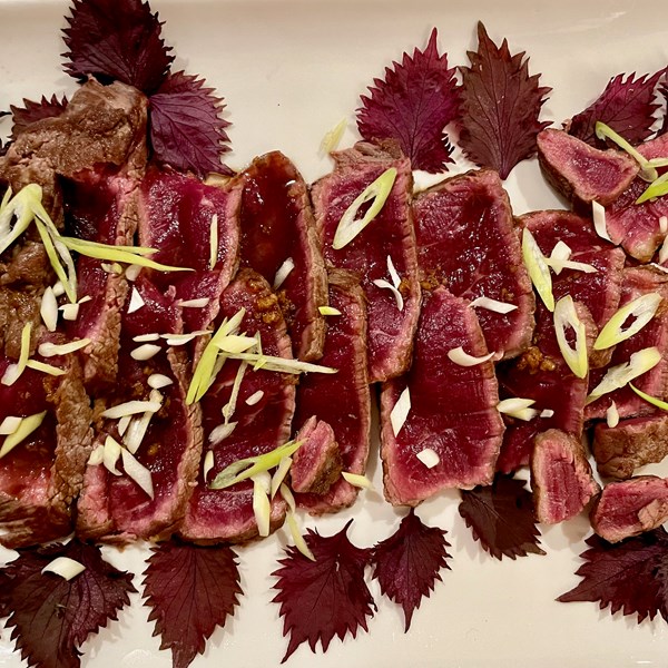 Seared beef (Gyu tataki)