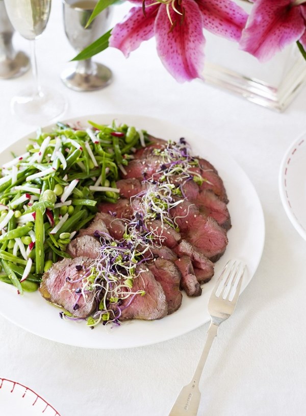 Seared beef with wasabi and lime dressing