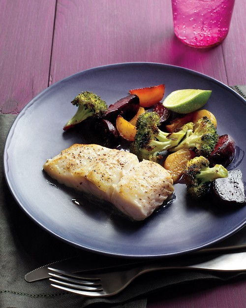 Seared fish with beets and broccoli
