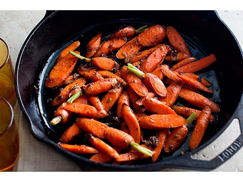 Seared ginger carrots with thyme and shallots