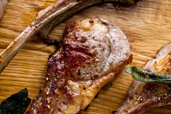 Seared lamb chops with anchovies, capers and sage