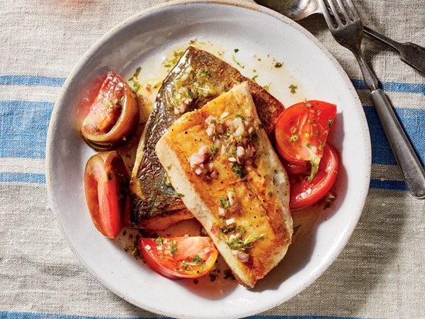 Seared mackerel with marinated tomatoes