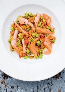 Seared salmon salad/creamy mayonnaise