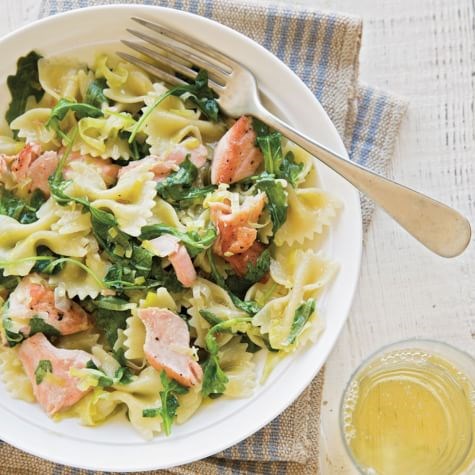 Seared salmon with farfalle & leeks