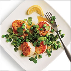 Seared scallops with lemony sweet pea relish