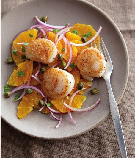 Seared scallops with oranges