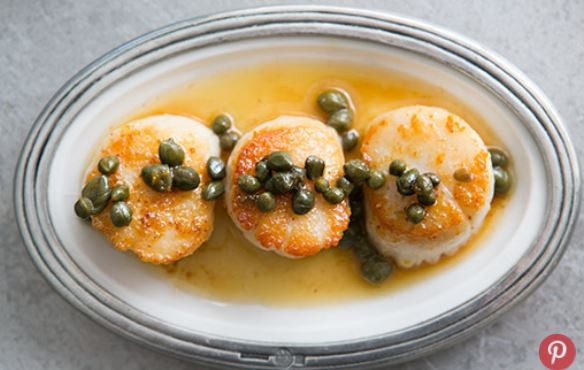 Seared sea scallops with browned butter caper sauce