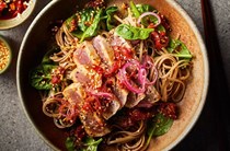 Seared tuna, soba & spinach salad