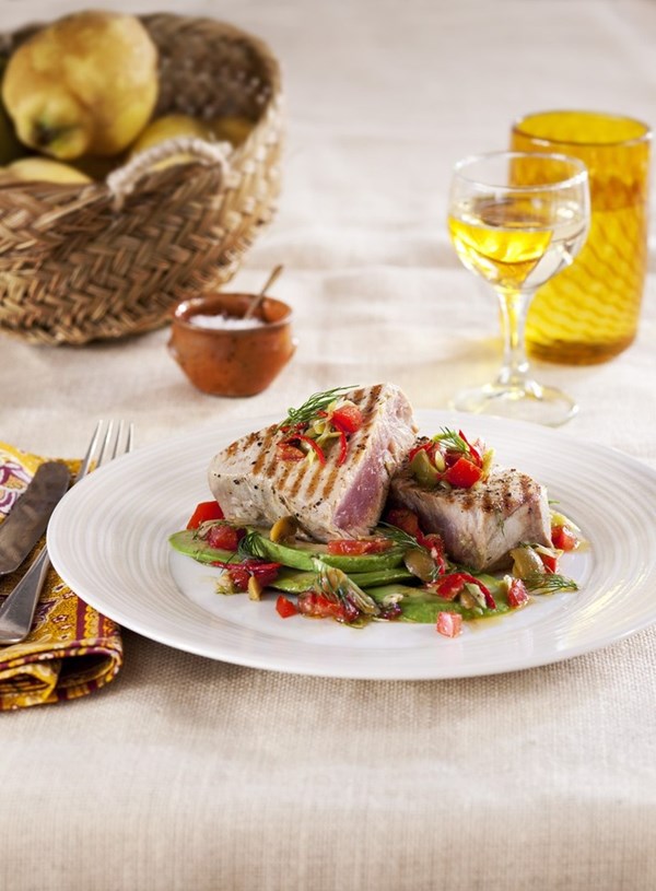 Seared tuna with ceviche dressing