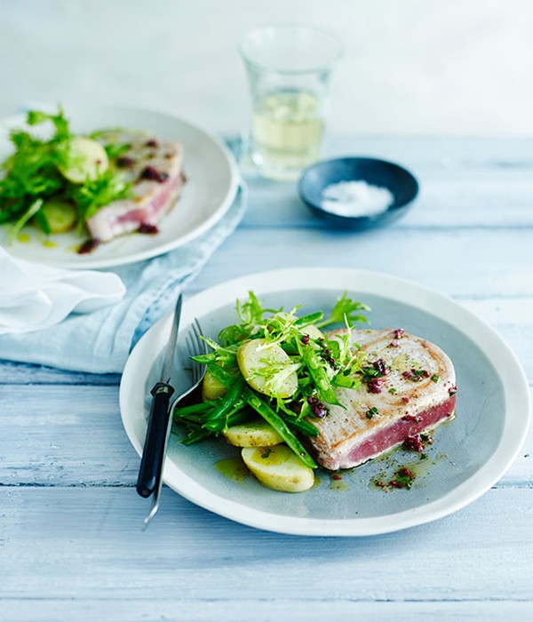 Seared tuna with potatoes, baby beans, frisée and olive vinaigrette