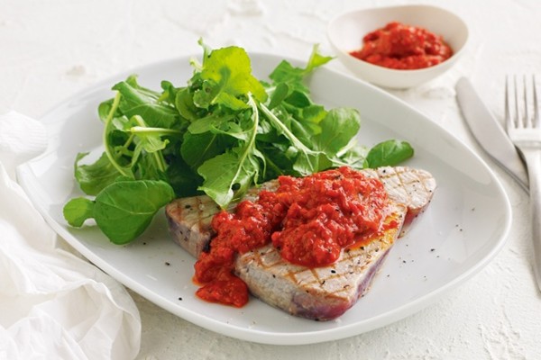 Seared tuna with salsa rossa