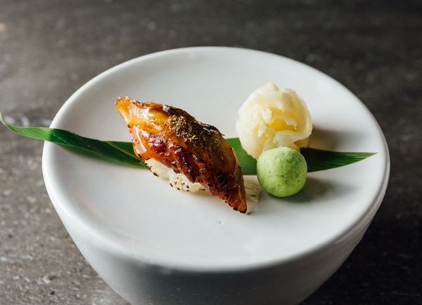 Seared unagi nigiri
