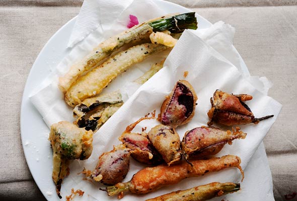 Seasonal vegetable tempura
