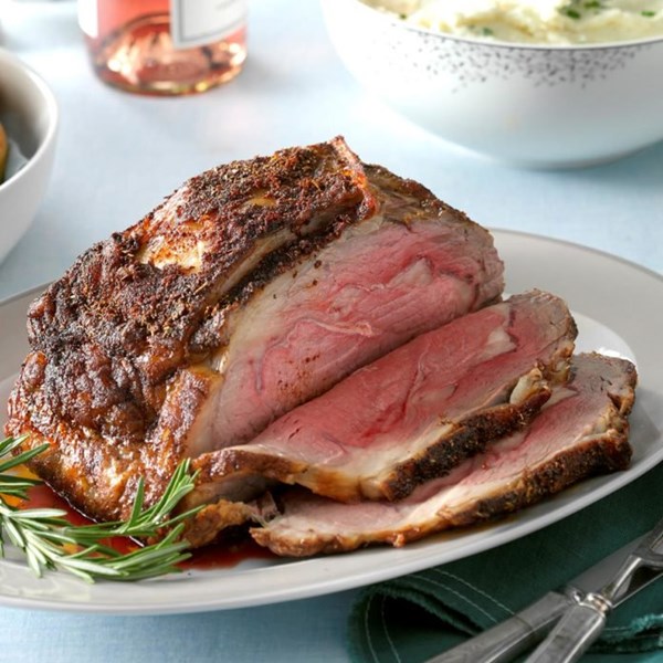 Seasoned rib roast
