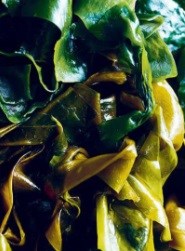 Seaweed & broccoli salad